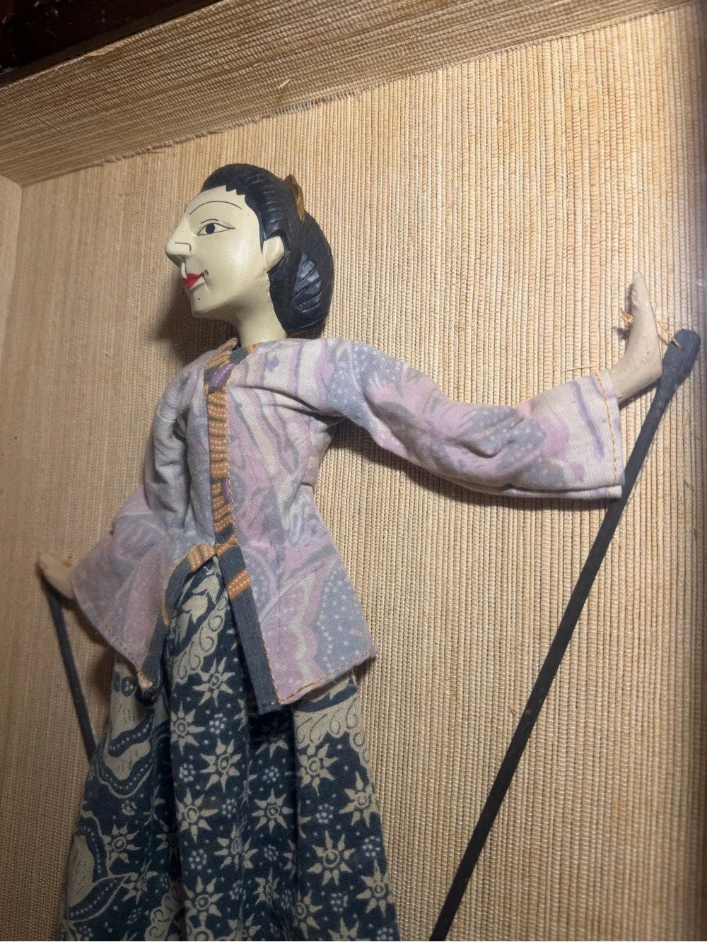 2 VTG Original Handmade Golek Wayang Indonesia Asian Stick Puppets Shadowbox